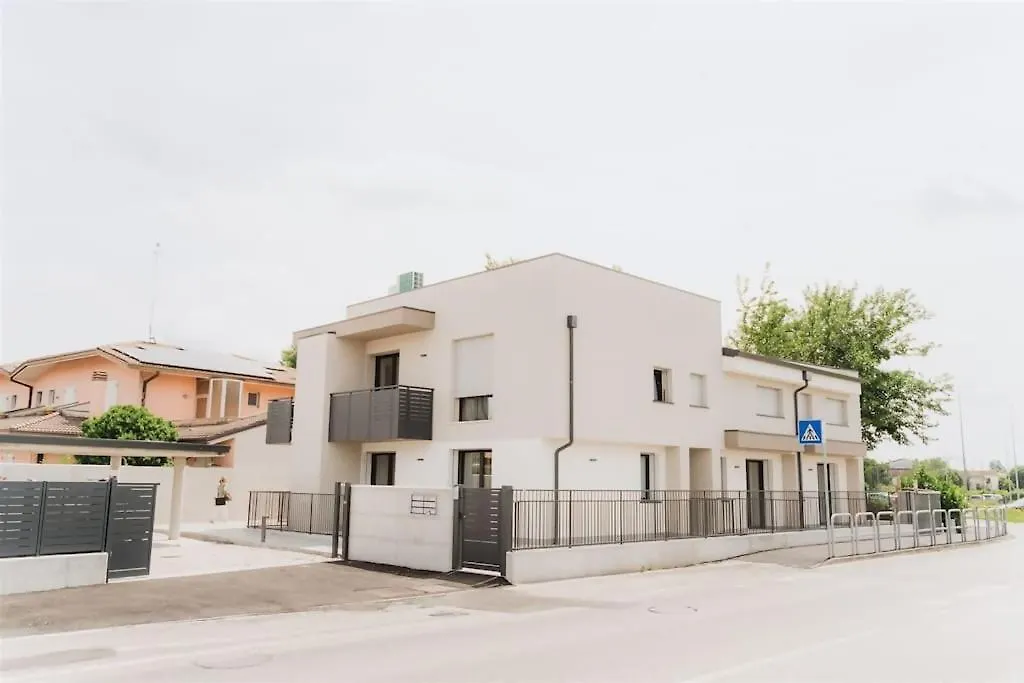 Ronda Apartments 24 Pax E Parcheggio Incluso 산 조반니 루페투투 0*,