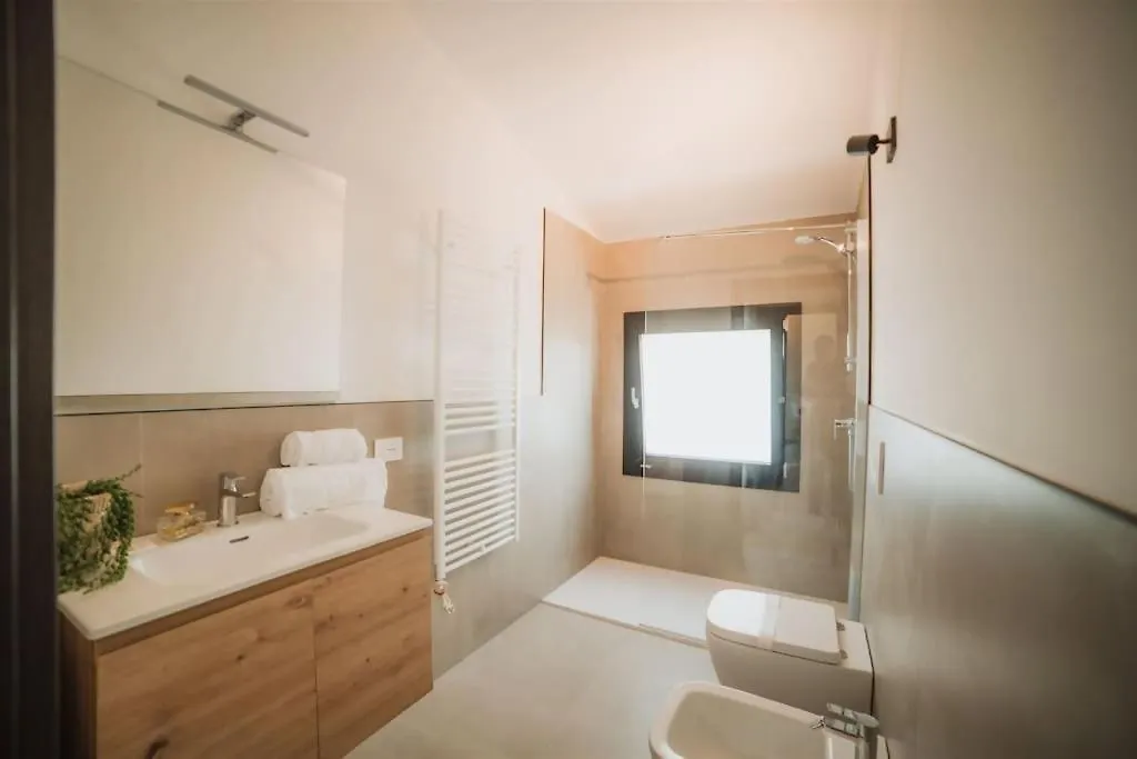 Ronda Apartments 24 Pax E Parcheggio Incluso 산 조반니 루페투투 0*,